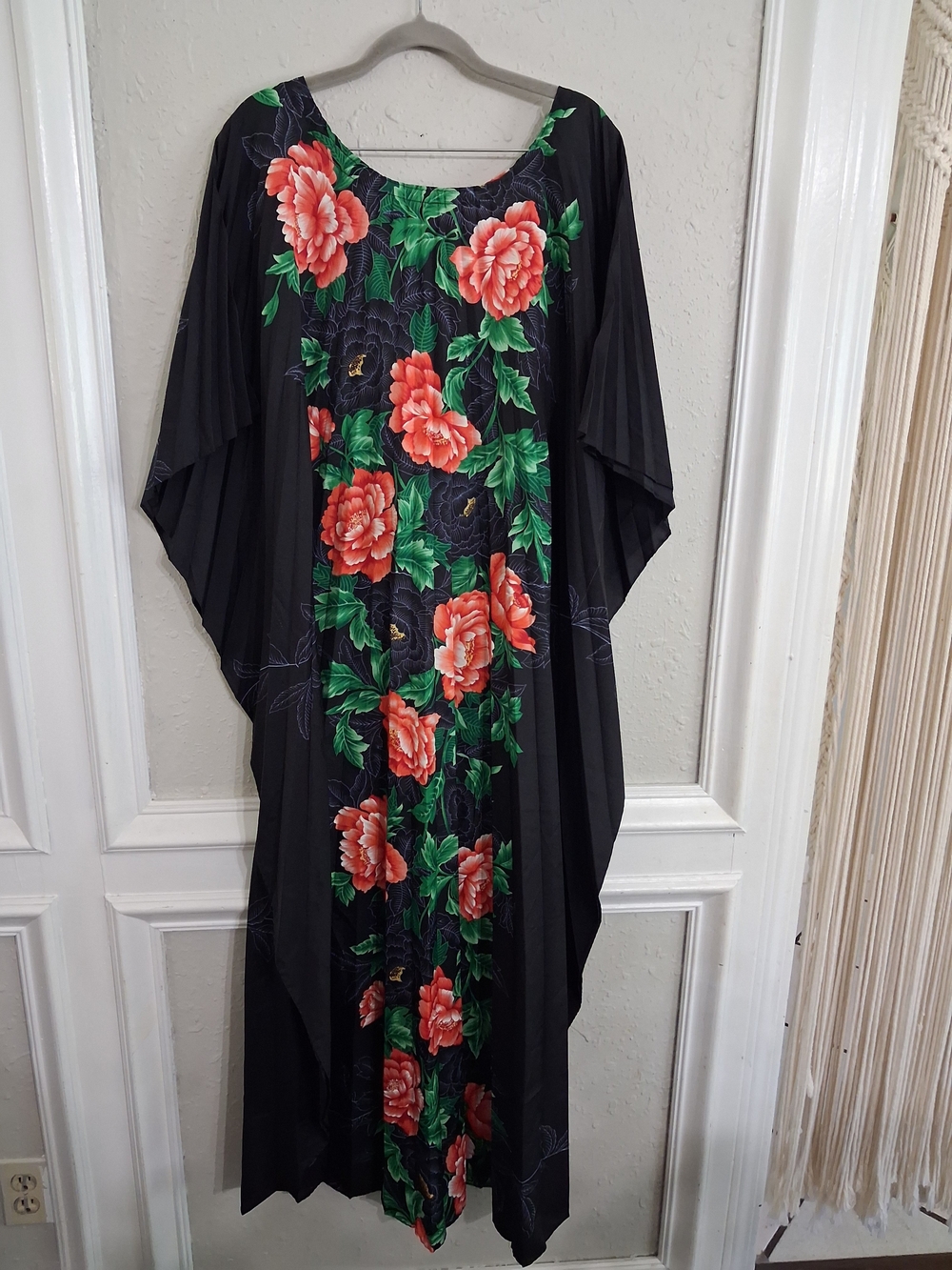 Vintage Black Floral Caftan Dress Coral Roses 70s Hawaiian